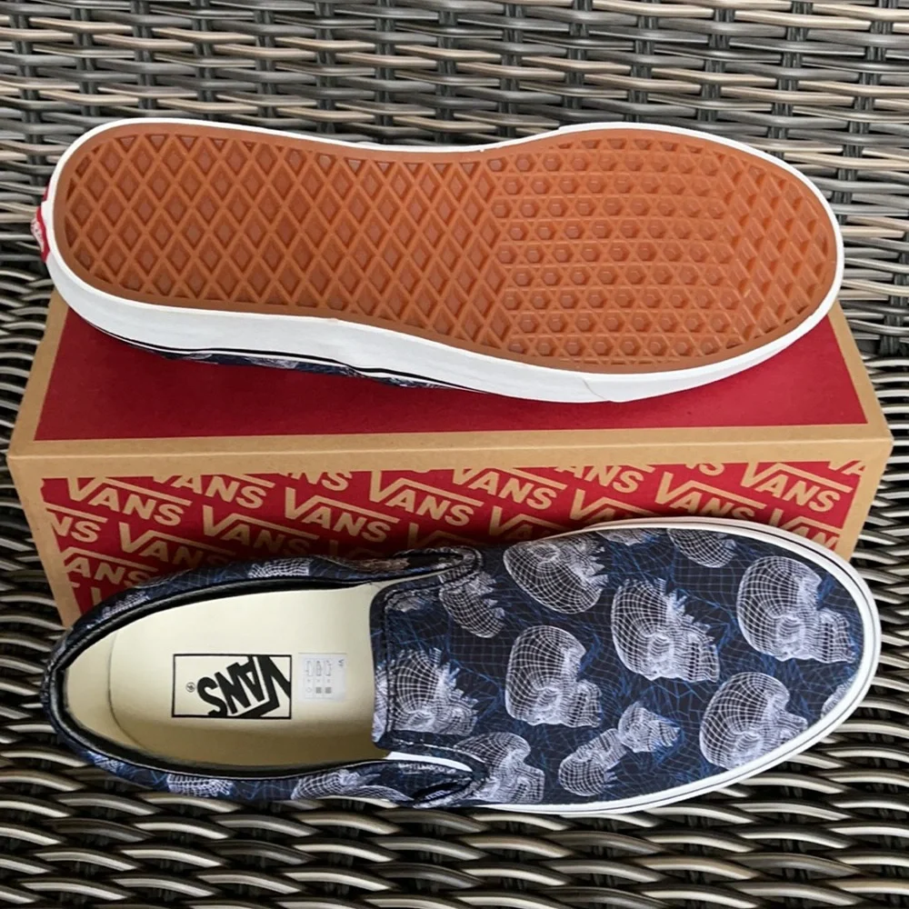 Vans Classic Slip-On Wireframe Skulls black/true White WMNS - Picture 4 of 16